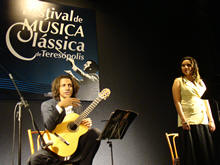 Duo Lachrimae, com a soprano Gisele Diniz e Jorge Santos no violo - Foto: Claudio Furtado