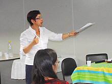 Secretria de Oramento Participativo e Relaes Comunitrias, Denise Lobato, em audincia pblica - Foto: Arquivo/Asses. de Comunicao