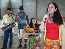 Xando Pernambuco, Dudu Black, Cintia Luando e a professora Mnica Botafogo - Foto: Cludio Furtado