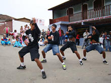 O grupo de hip hop Garotos Sensao representou a comunidade