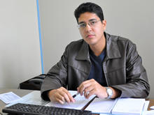 Secretrio de Administrao Carlos Eduardo Lopes da Silva - Foto: Roberto Ferreira