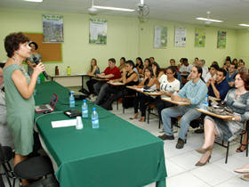 professora Ana Maria Gomes de Almeida - Foto: Marco Esteves