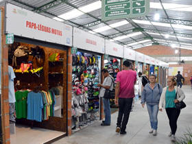 Mercado Popular de Terespolis - Foto de arquivo