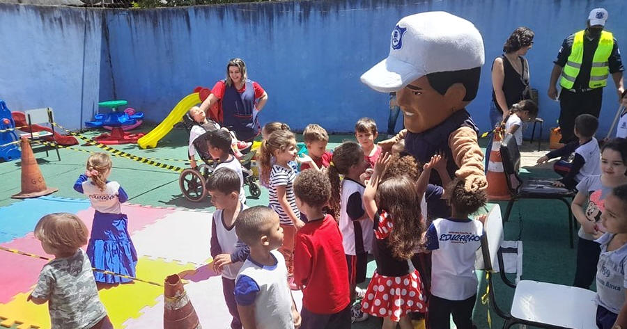 Ronda Escolar nas atividades do maio amarelo em Teresópolis - Foto: AsCom PMT