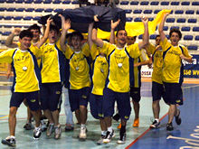 Equipe sub-18 de handebol masculino do Colgio So Paulo: um dos 17 ouros conquistados - Foto: Portal Ter