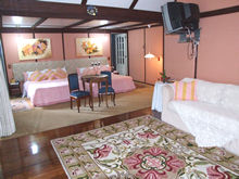 Clique para ampliar - Interior do Chal� Safira - Foto: Portal Ter�