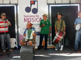 Show de Félix do Forró encerrou a Semana da Música - foto: PMT