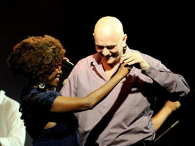 Show de estreia do projeto Nas Águas do Lago - Causos e Canções de Mário Lago - Foto: Onofre Veras / Agnews