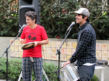 Artistas do PANDEIRO REPIQUE DUO - Clique para ampliar - Foto: Portal Terê