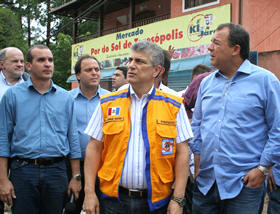 Prefeito Jorge Mario e Srgio Cabral estiveram no Caleme - Foto: Marco Esteves