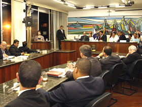 Plenrio durante a sesso - Foto: Alexandre Costa