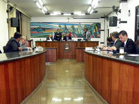 Vereadores em sessão - Foto: AssCom CMT