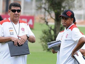 Tcnico Joel Santana - Foto: Alexandre Vidal / Fla imagem