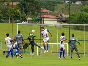 Jogo treino com o Teresópolis - Foto: Jeferson Hermida