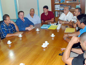 Reunião com A Viação e os poderes - Foto: Jeferson Hermida