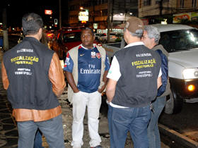 Agentes da Prefeitura - Foto: Marco Esteves