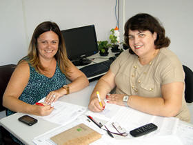 Carla Rabello e Carmen Mouteira, diretoras de departamento da Secretaria Municipal de Educação - Foto: Marcelo Ferreira