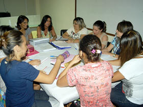 As professoras orientadoras já estão se reunindo para traçar as estratégias do Pacto - Foto: Marcelo Ferreira
