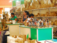 A qualidade do artesanato produzido pelos agricultores familiares em todas as regies do pas pode ser conferida at segunda-feira, 12, na feira Brasil Rural Contemporneo, na Marina da Glria, no Rio - Foto: Roberto Ferreira