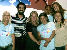 Delegao de Terespolis na Conferncia Estadual de Assistncia Social: Margareth Rosi (Presidente do Conselho Municipal de Assistncia Social), Secretrio de Desenvolvimento Social Ary Moraes, Sandra Erli Azevedo (Secretaria Municipal de Sade), Beth Garcia (Casa do Pequeno Trabalhador de Terespolis), Juliana Lemgruber (Secretria Executiva dos Conselhos de Terespolis), Tereza Alvarez (Coordenadora do CRAS Meudon) e Renata Camargo (ONG Proutista Universal) - Foto: Divulgao