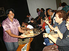 Caf da Manh "da roa" para os presentes - Foto: Cludio Furtado