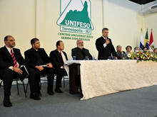 Prefeito Jorge Mario marca presena em ato comemorativo pelos 40 anos do HCTCO - Foto: Roberto Ferreira