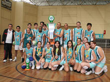 Atletas de Terespolis comemoram o primeiro lugar geral nos Jogos de Inverno 2010 - Foto: Marco Esteves