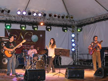 Cantora Taynah fez sua segunda apresentao - Foto: AsCom