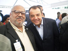 Sr. Ricardo Ferreira e Gov. Srgio Cabral - Foto: Divulgao Padro guias