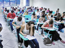 Cerca de mil e quinhentos estudantes se inscreveram para prestar a prova do Vestibular de Vero 2011 do UNIFESO - Foto: Luis Filippe Ullmann/UNIFESO