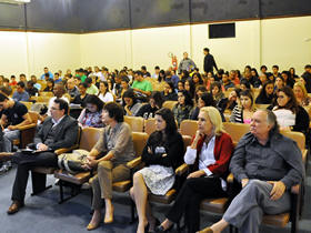 Unifeso debate manifestaes - Foto: Unifeso