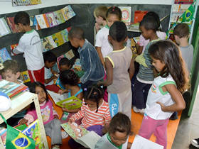 Nova biblioteca - Foto: Jeferson Hermida