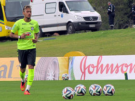 Neymar treina antes do Jogo com o Mxico - Foto: Portal Ter - CLIQUE PARA AMPLIAR