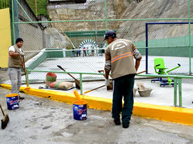 Pintura e sinalizao - Foto: Davi Almada