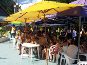 Quiosques lotados no Verão - Foto de arquivo