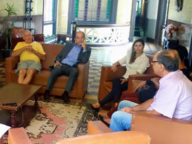 Representantes da Prefeitura e empresários do setor hoteleiro - Foto: SecTur