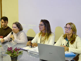 Representantes do poder público e da sociedade civil debatem desafios e prioridades nas políticas públicas que refletem na condição de vida da população idosa - Foto: Roberto Ferreira
