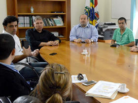 Reunião entre Prefeitura e Inea - Foto: Roberto Ferreira