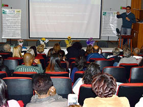 Carlos Dias faz palestra em evento pelos 17 anos do Grupo Amor Exigente em Teresópolis - Foto: PMT