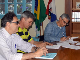 Assinatura do acordo de cooperação técnica - Foto: AsCom PMT
