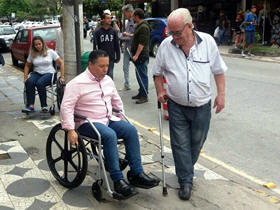 Prefeito em exerccio Sandro Dias vivencia dificuldades - Foto: AsCom PMT