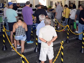 Carns podero ser retirados no balco da Secretaria de Fazenda - Foto de arquivo