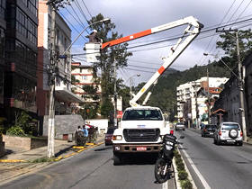 Manuteno de mais de 160 pontos de luz na cidade - Foto: Alcio Cabral