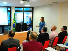 Secretria de Controle Interno, Yra Medeiros, na OAB - Foto: AsCom PMT