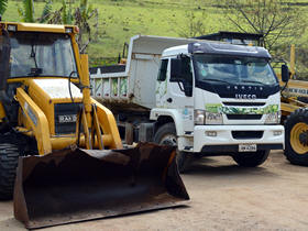 Terespolis recebeu quatro mquinas da Emater-Rio - Foto: AsCom PMT