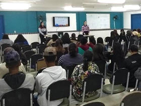 Primeiro encontro dos 32 alunos inscritos no Projeto Jovem Alerta - Foto: PMT