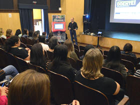 treinamento bsico de primeiros socorros para as orientadoras pedaggicas - Foto: AsCom PMT