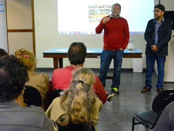 O palestrante Antonio Oscar Vieira, da UFRJ, e o secretrio de Meio Ambiente, Raimundo Lopes - Foto: PMT