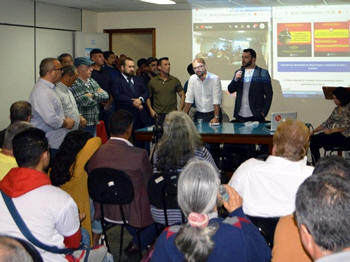 Audiência Pública sobre a concessão do tratamento e distribuição de água, coleta e tratamento de esgoto - Foto: Jorge Maravilha
