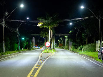 Entrada da cidade com a nova iluminação - Foto: AsCom PMT